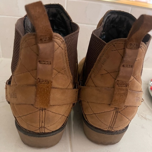 Teva leather waterproof Chelsea Boot - Picture 5 of 5